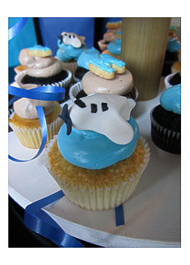 Pin Airplane Cupcake Toppers Party Decorations Cake Cake On Pinterest