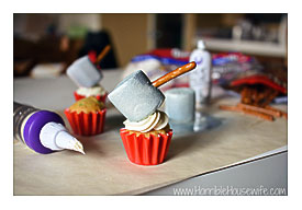 Marvel Avengers Party Idea Thor Hammer Cupcake Tutorial
