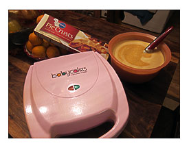 BabyCakes Cupcake Maker, Thanksgiving Pie The Retro Kitchen And