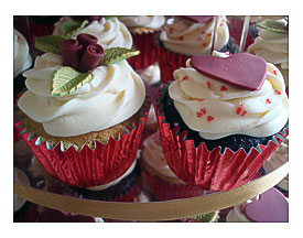 Red roses & gold leaves and red hearts