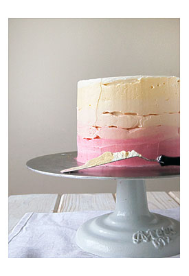 An Off set Spatula, As You Would With Icing A Regular Cake. Voila
