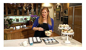 Paper Baking Cups Vs. Foil Baking Cups Food Presentation & Cooking