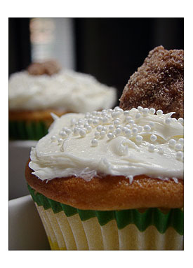 Beet Lemon Cupcakes with Cream Cheese Frosting