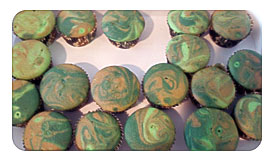 Runner Bee Camo & Deer Cupcakes