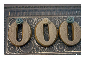 The Smallest Of The Ribbon Rose Mold Set Added A Nice Accent For The