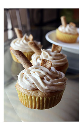 To Prepare Cinnamon Toast Crunch Cupcakes Stuffed With Natilla Creme