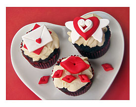 Simple Tutorial For Making Fondant Cupcake Toppers For Your Valentine