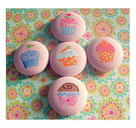 cupcake magnets