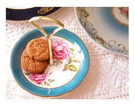 roses and turquoise saucer stand of best european china