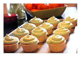 Supersweet Magnolia Bakery’s Vanilla Cupcakes With Vanilla Frosting