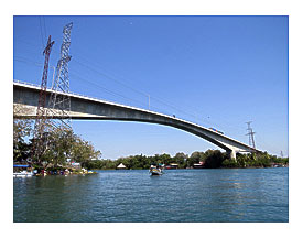 3 18 Pass over on the River Dulce