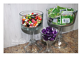 +cake+stands+dessert+bar+pretty+glass+jars+easy+to+make+party+display