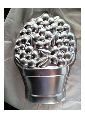 Wilton Cake Pan FLOWER POT Birthday Anniversary 2105 2030 Vintage 1998