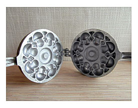 Rare Soviet 3D Cast Iron Pan Mushroom Cake Pan Bakeware Mold Cake