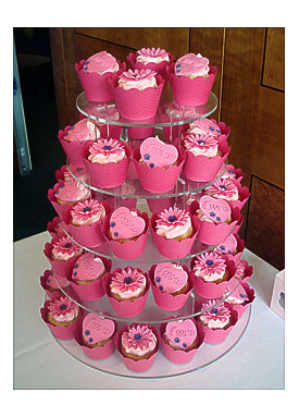 Blue ribbon Birthday cupcakes for Like Minded Women