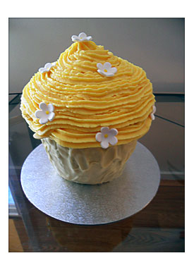  Cupcakes And Delectables By Gerry The Giant Cupcake