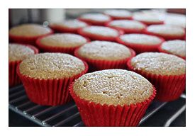 Delicious Dishings Maple Dulce De Leche Apple Cupcakes