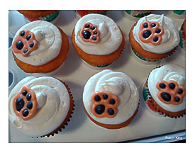 Pin Tiger Craft Printables Printable Cupcake Wrappers For Valentines