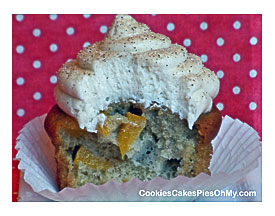 Peach Cobbler Cupcakes With Cinnamon Honey Buttercream Frosting