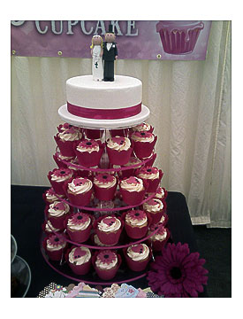 Fuschia pink marrying cupcake tower