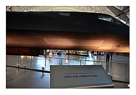 Steven F. Udvar Blurred Center SR 71 Blackbird (starboard profile)