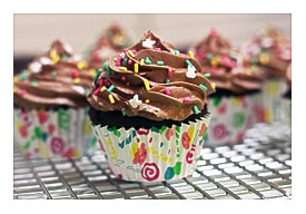 Worth Pinning Double Chocolate Cupcakes With Nutella Buttercream