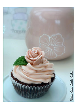 That Cute Little Cake The Pink Week Delicate Rose Cupcakes