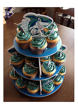 Sharks Cupcake Toppers Edible Dreamers Into Doers Marthastewart