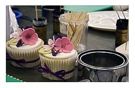Cup cakes with tools in the training