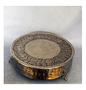 Round Silver Engraved Cake Stand Flamboijant Decor Hire