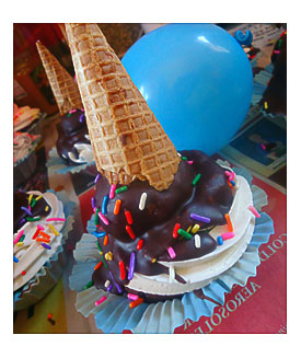 Chica Chocolatina Don't Cry Over Spilt Helado Cupcakes