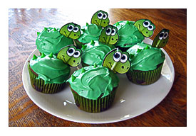 Wilton Cupcake Decorating Kit An Easy Afternoon Of Fun