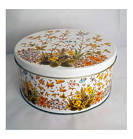 Metal Cake Tin is made of high quality metal material
